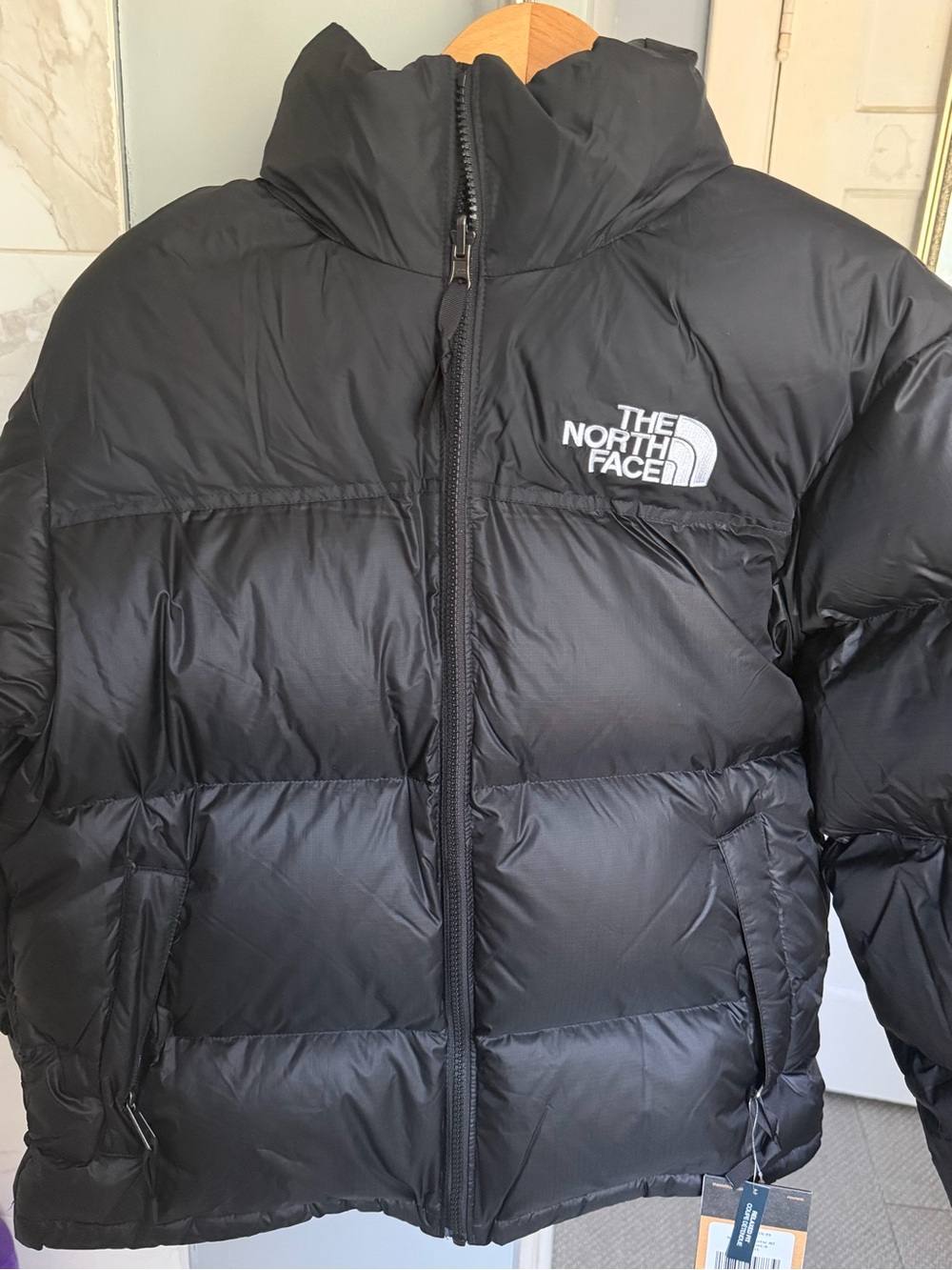 The North Face Black Men's Insulated Puffer Jacket brand new never worn